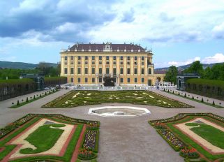 Schonbrunn Palace Vienna